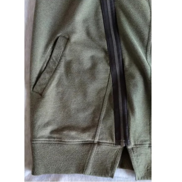 Lululemon Mula Bundle Wrap - Heathered Fatigue Green / Heathered Dark Grey - Picture 5 of 8